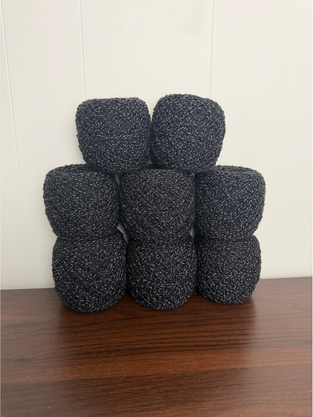 Reclaimed Acrylic Blend Worsted Yarn 1244 Yds Black White 576g (8 Cakes)